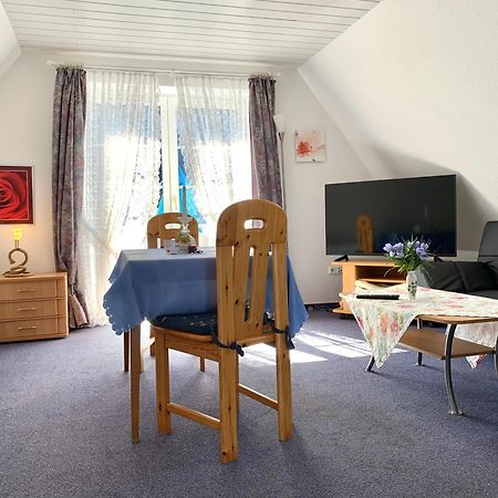 Haus Aquamarin-Apartment Smaragd In Strandnaehe Бюзум Экстерьер фото